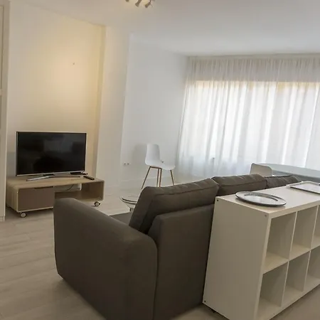 Апартаменты Las Canteras 81 *