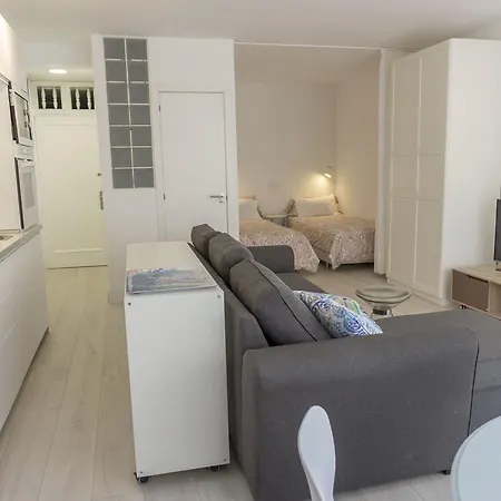 Апартаменты Las Canteras 81